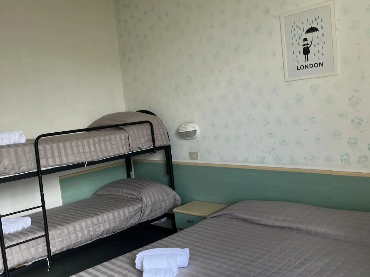 Hotel Roma Cattolica
