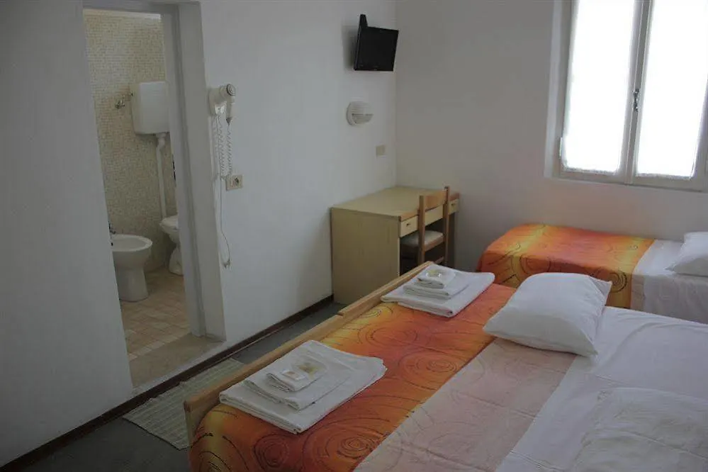 ***  Hotel Roma Cattolica Italy